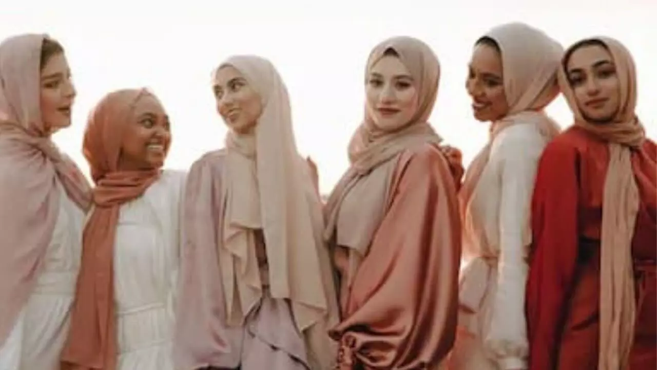 दुनिया के ऐसे 10 देश जहां पुरुषों की संख्या महिलाओं से है कम, रूस का नाम लिस्ट में है शामिल