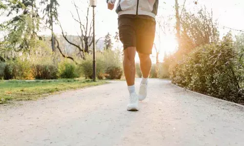 क्या आप भी रनिंग करते वक्त जल्दी थक जाते हैं? एक्सपर्ट ने बताए स्टैमिना बढ़ाने के तरीके