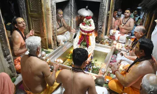 क्या है काशी विश्वनाथ में होने वाली पांच आरतियों का रहस्य और महत्व, कारण जान हो जाएंगे हैरान