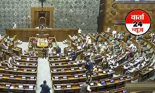 INDIA गठबंधन के फ्लोर लीडर्स की बैठक हुई, ओम बिरला के खिलाफ अविश्वास प्रस्ताव लाएगा विपक्ष, सदन की कार्यवाही 12 बजे तक के लिए स्थगित