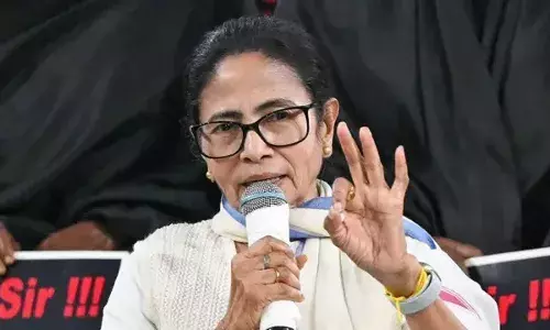 ममता हुई निराश ! I-PAC छापेमारी मामले में सुप्रीम कोर्ट ने टाली सुनवाई, जानें क्या है कारण