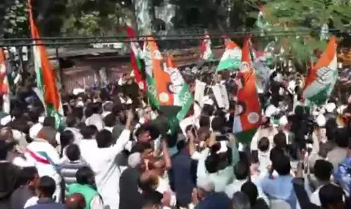 यूपी विधानसभा का घेराव!  मनरेगा के मुद्दे पर कांग्रेस का विरोध प्रदर्शन, कई नेता हाउस अरेस्ट