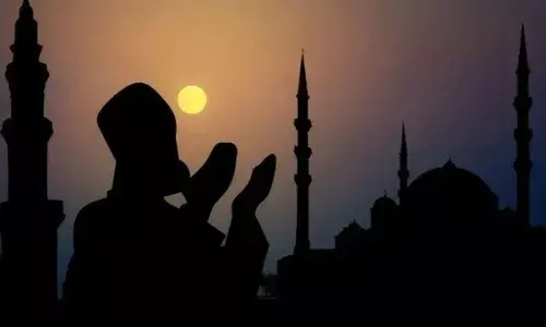 आखिर रमजान में खजूर खाकर ही क्यों तोड़ा जाता है रोजा, जानिए इसका क्या है असली उद्देश्य