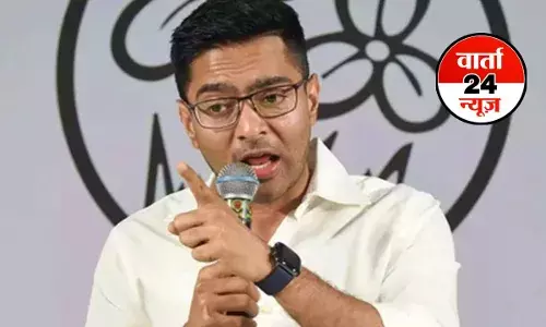 अभिषेक बनर्जी ने चुनाव आयोग पर निशाना साधते हुए लगाया बड़ा आरोप! कहा- चुनाव अधिकारी व्हाट्सएप के माध्यम से अपने अधीनस्थों...