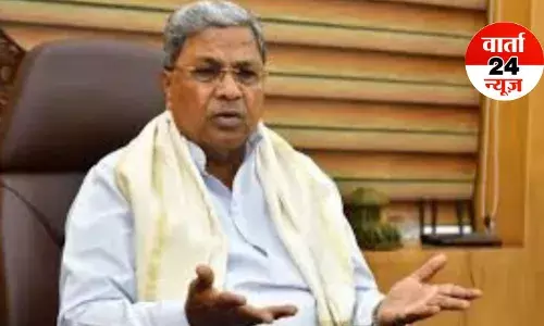 कर्नाटक में बच्चों के मोबाइल फोन इस्तेमाल करने पर लगेगा बैन! सीएम सिद्धारमैया ने कहा- सोशल मीडिया की लत बेहद चिंताजनक...