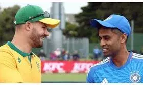 IND vs SA: भारत का दक्षिण अफ्रीका से अहमदाबाद में होगा मुकाबला, दोनों टीमें पहुंची स्टेडियम...