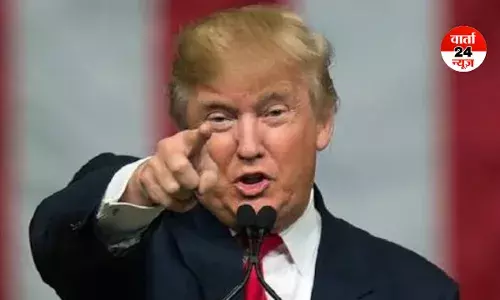 ट्रंप के घर को उड़ाने की साजिश! शॉटगन और एक पेट्रोल बम लेकर घुसा युवक! पुलिसकर्मियों ने शख्स को गोली से भूना ट्रंप के घर को उड़ाने की साजिश! शॉटगन और एक पेट्रोल बम लेकर घुसा युवक! पुलिसकर्मियों ने शख्स को गोली से भूना