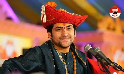 धीरेंद्र शास्त्री पहुंचे पुष्कर! बोले-अगर हिंदुओं को इतना ही चादर चढ़ाने का शौक है तो...