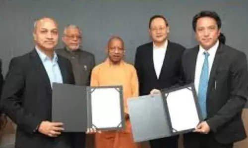 सिंगापुर में CM योगी की बड़ी सफलता: इन्वेस्ट यूपी व एससीई के बीच एमओयू साइन ! जेवर एयरपोर्ट को मिले 4458 करोड़ के दो प्रोजेक्ट