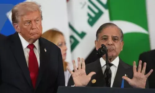 ऑपरेशन सिंदूर पर डोनाल्ड ट्रंप का नया दावा, बोले- भारत और पाकिस्तान में परमाणु युद्ध रूकवाया, साढ़े 3 करोड़ लोग मरने वाले थे ऑपरेशन सिंदूर पर डोनाल्ड ट्रंप का नया दावा, बोले- भारत और पाकिस्तान में परमाणु युद्ध रूकवाया, साढ़े 3 करोड़ लोग मरने वाले थे