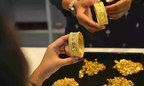 चांदी 3000 रुपये सस्ती, सोने के भी गिरे दाम, जानें आपके शहर में ताजा भाव