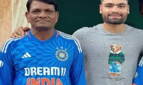 भारतीय क्रिकेट के स्टार खिलाड़ी रिंकू सिंह के पिता का लंबी बीमारी के चलते निधन, क्रिकेटरों ने व्यक्त की संवेदना