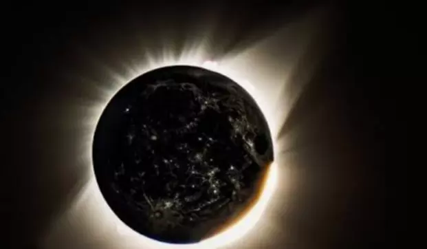 साल का पहला चंद्र ग्रहण आज दोपहर 3 बजे से 6:45 बजे तक रहेगा, होली कल साल का पहला चंद्र ग्रहण आज दोपहर 3 बजे से 6:45 बजे तक रहेगा, होली कल