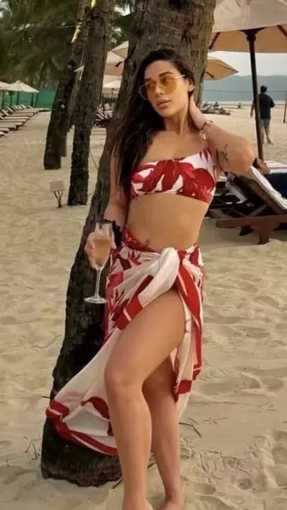 कौन है अजीम बदख्शी, जिनके साथ रिश्ते में है टाइगर श्रॉफ की बहन कृष्णा, खुद बताया परिवार संग कैसा है बॉन्ड