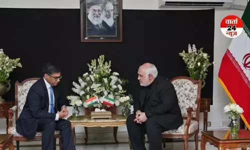 ईरानी ब्रिगेडियर की अमेरिका-इजरायल को धमकी! भारत ने खामेनेई की मौत पर जताया दुख, ईरानी दूतावास में विदेश सचिव ने दी श्रद्धांजलि