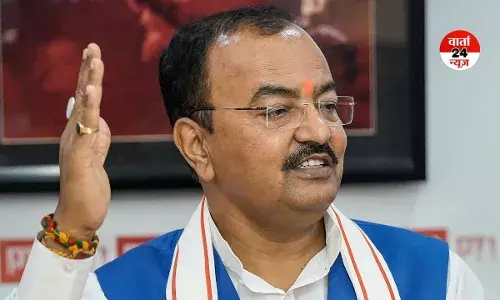 LPG की किल्लत को लेकर विपक्ष के आरोप पर भड़के डिप्टी सीएम केशव मौर्य! बोले-वे दुर्भावनापूर्ण दुष्प्रचार कर जनता को कर रहे गुमराह...