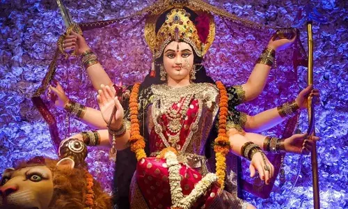 आखिर नवरात्रि का आठवां दिन क्यों होता है सबसे खास, जानें इस तिथि का महत्व?