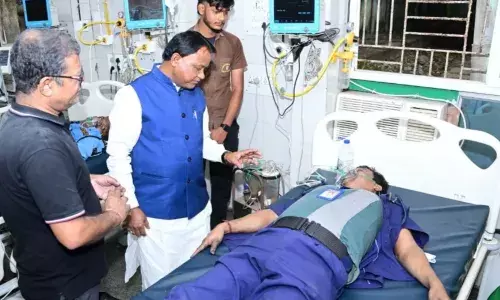 कटक के एससीबी अस्पताल में आग लगने से 10 मरीजों की मौत, 11 गंभीर रूप से झुलसे