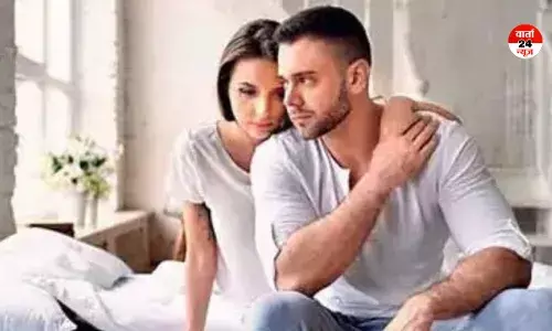 पति-पत्नी के रिश्ते में पारदर्शिता कभी- कभी बन जाती है विवाद की वजह! इन बातों को पार्टनर से भूल कर भी ना करें शेयर