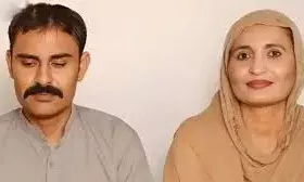 मोहब्बत की अनूठी दास्तां, प्रिंसिपल का चपरासी पर आया दिल, चाय की चुस्कियां लेते-लेते बन गई दुल्हन...