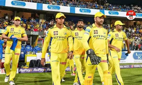 IPL 2026 के आगाज से पहले धोनी की CSK को लगा बड़ा झटका! ऑस्ट्रेलियाई ऑलराउंडर इस वजह से टीम से हुए बाहर