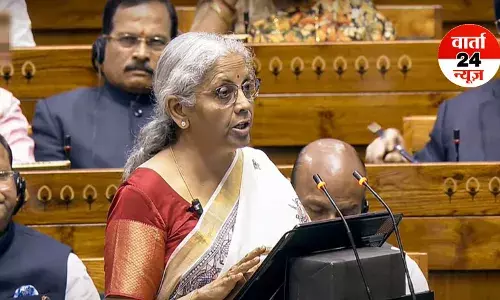 आज वित्तमंत्री निर्मला सीतरमण संसद में पेश करेंगी वित्त विधेयक 2026 और कॉर्पोरेट कानून संशोधन बिल...