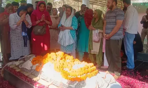 देश के पहले इच्छामृत्यु पाने वाले हरीश राणा को दिल्ली के ग्रीन पार्क श्मशान घाट में दी गई अंतिम विदाई! जानें कौन-कौन रहे मौजूद