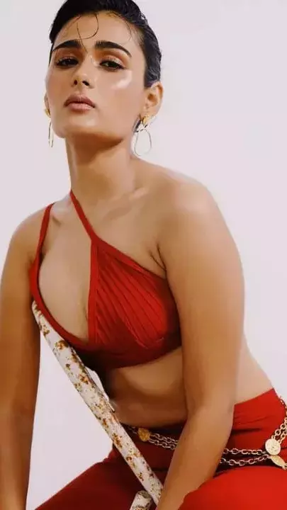 धुरंधर2’ की मुरीद हुई शालिनी पांडे! रणवीर को लेकर बोली- आप मेरे फेवरेट... साथ कर चुकी हैं काम धुरंधर2’ की मुरीद हुई शालिनी पांडे! रणवीर को लेकर बोली- आप मेरे फेवरेट... साथ कर चुकी हैं काम