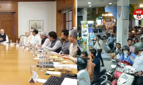 केन्द्र सरकार ने किया दावा! फिलहाल पेट्रोल, डीजल और रसोई गैस की किल्लत नहीं, कल शाम पीएम मोदी देश के मुख्यमंत्रियों से करेंगे वार्ता