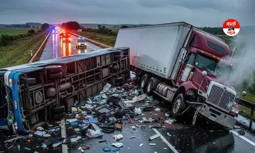 मोहन यादव के हितग्राही सम्मेलन से लौट रही एक बस और ट्रक की टक्कर! 10 की मौत, कई घायल, सीएम ने किया मुआवजे का ऐलान मोहन यादव के हितग्राही सम्मेलन से लौट रही एक बस और ट्रक की टक्कर! 10 की मौत, कई घायल, सीएम ने किया मुआवजे का ऐलान