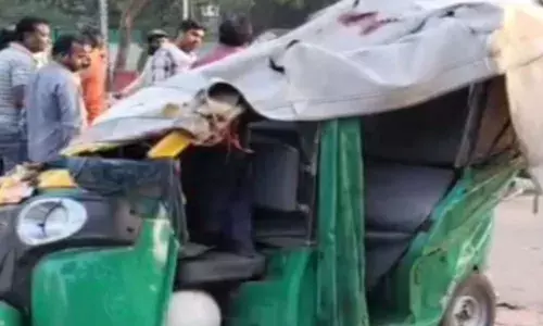 तेज रफ्तार स्कॉर्पियो की ऑटो से टक्कर, पांच लोगों की मौत, चार गंभीर रूप से घायल