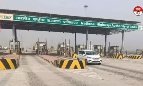 कल से हाईवे का सफर होगा महंगा! राष्ट्रीय राजमार्गों और एक्सप्रेसवे पर बढ़ेगा टोल टैक्स, जानें कितना