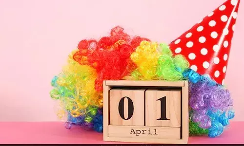 लोगों को मूर्ख तो बना लिया लेकिन क्या जानते हैं अप्रैल फूल डे की कैसे हुई शुरुआत? जानें अब तक के फेमस प्रैंक्स