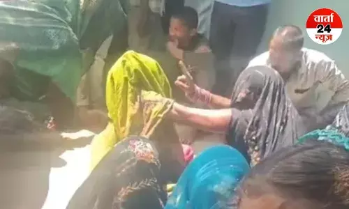 भूत भगाने के लिए लातों से पीटा...झाड़फूंक के नाम पर महिला के साथ हैवानियत भरा सलूक