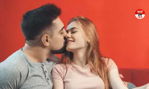 क्या पार्टनर को पैम्पर करना रिश्ते को मजबूत बनाने का है तरीका! जानें इससे कैसे बढ़ती है रिश्ते में सुरक्षा और भरोसे की भावना क्या पार्टनर को पैम्पर करना रिश्ते को मजबूत बनाने का है तरीका! जानें इससे कैसे बढ़ती है रिश्ते में सुरक्षा और भरोसे की भावना