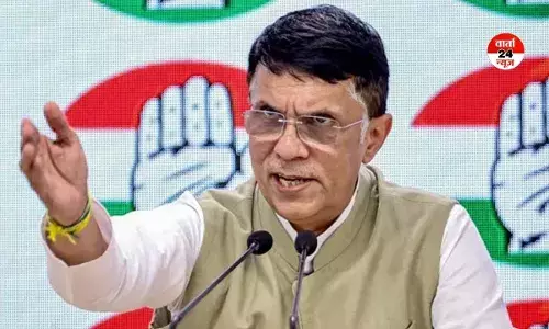 BREAKING NEWS: कांग्रेस नेता पवन खेड़ा के दिल्ली आवास पर पुलिस ने मारा छापा, कांग्रेस को बड़ा झटका