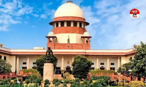 सुप्रीम कोर्ट में सबरीमाला मामले में सॉलिसिटर जनरल ने रखे ये तर्क तो जज ने दिया जोरदार जवाब! कहा- महिलाएं अछूत कैसे...