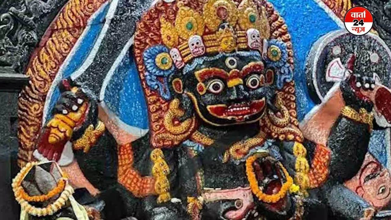 कालाष्टमी की रात चरम पर क्यों पहुंच जाती है तांत्रिक शक्तियां, जानें इसका रहस्य कालाष्टमी की रात चरम पर क्यों पहुंच जाती है तांत्रिक शक्तियां, जानें इसका रहस्य