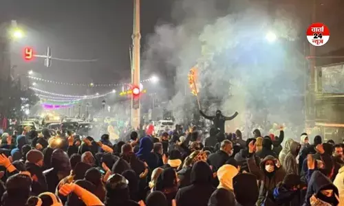 अब ईरान से बाहर निकलो भारतीय भाइयों, यही मौका है...जानें सीजफायर के बाद भारतीय दूतावास ने क्या दी सलाह अब ईरान से बाहर निकलो भारतीय भाइयों, यही मौका है...जानें सीजफायर के बाद भारतीय दूतावास ने क्या दी सलाह