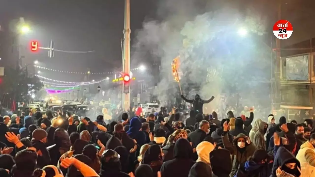 अब ईरान से बाहर निकलो भारतीय भाइयों, यही मौका है...जानें सीजफायर के बाद भारतीय दूतावास ने क्या दी सलाह अब ईरान से बाहर निकलो भारतीय भाइयों, यही मौका है...जानें सीजफायर के बाद भारतीय दूतावास ने क्या दी सलाह