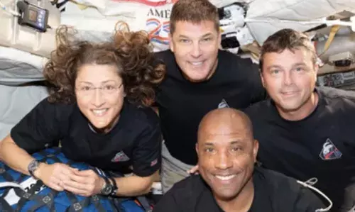 ऐतिहासिक यात्रा कर नासा का आर्टेमिस-2 कल धरती पर लौटेगा, जानें कैसा रहा चंद्रमा का चक्कर!