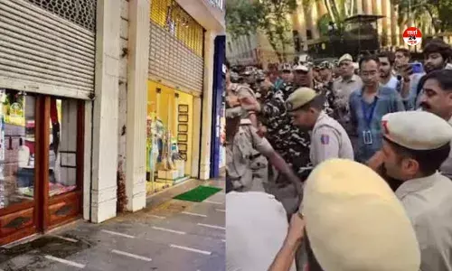 राजधानी में विरोध-प्रदर्शन से कारोबारियों की बढ़ी चिंता, ₹250 करोड़ रोजाना के व्यापार पर पड़ सकता है असर राजधानी में विरोध-प्रदर्शन से कारोबारियों की बढ़ी चिंता, ₹250 करोड़ रोजाना के व्यापार पर पड़ सकता है असर